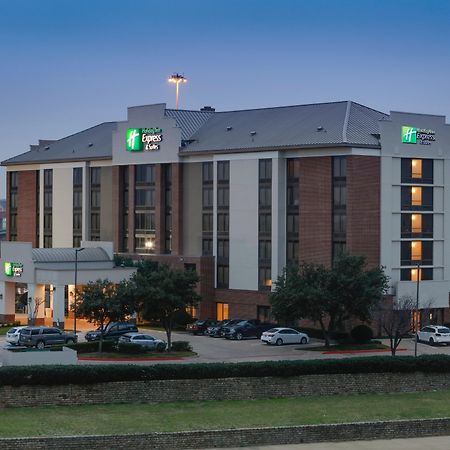 Holiday Inn Express & Suites Irving Conv Ctr - Las Colinas By Ihg Екстериор снимка