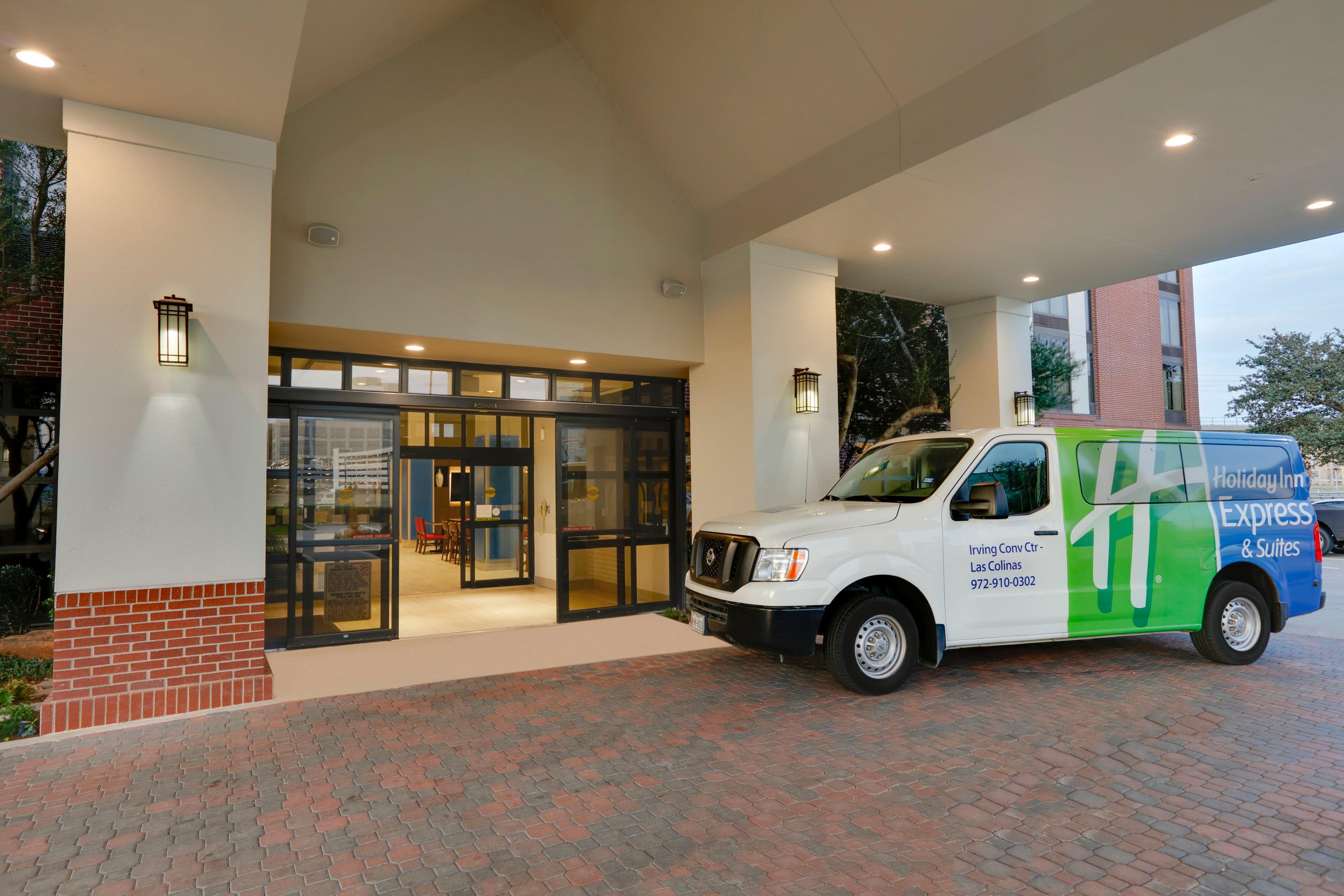 Holiday Inn Express & Suites Irving Conv Ctr - Las Colinas By Ihg Екстериор снимка