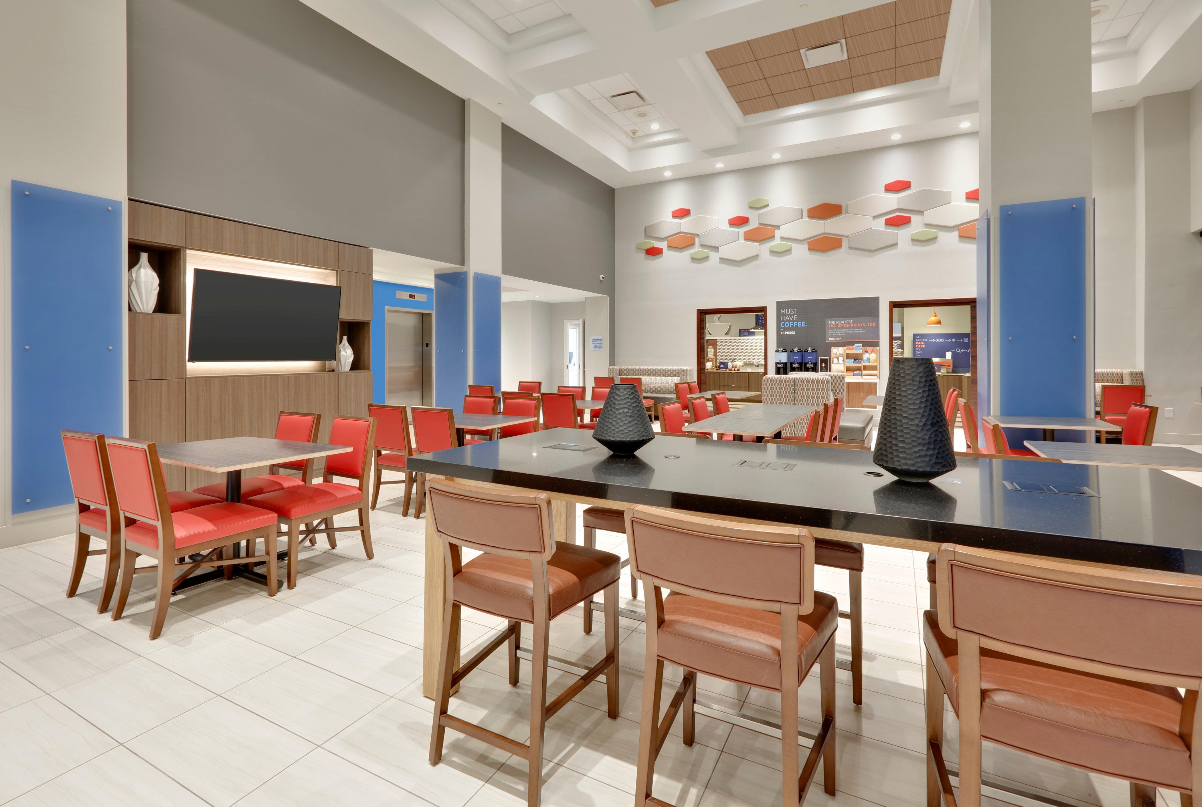 Holiday Inn Express & Suites Irving Conv Ctr - Las Colinas By Ihg Екстериор снимка