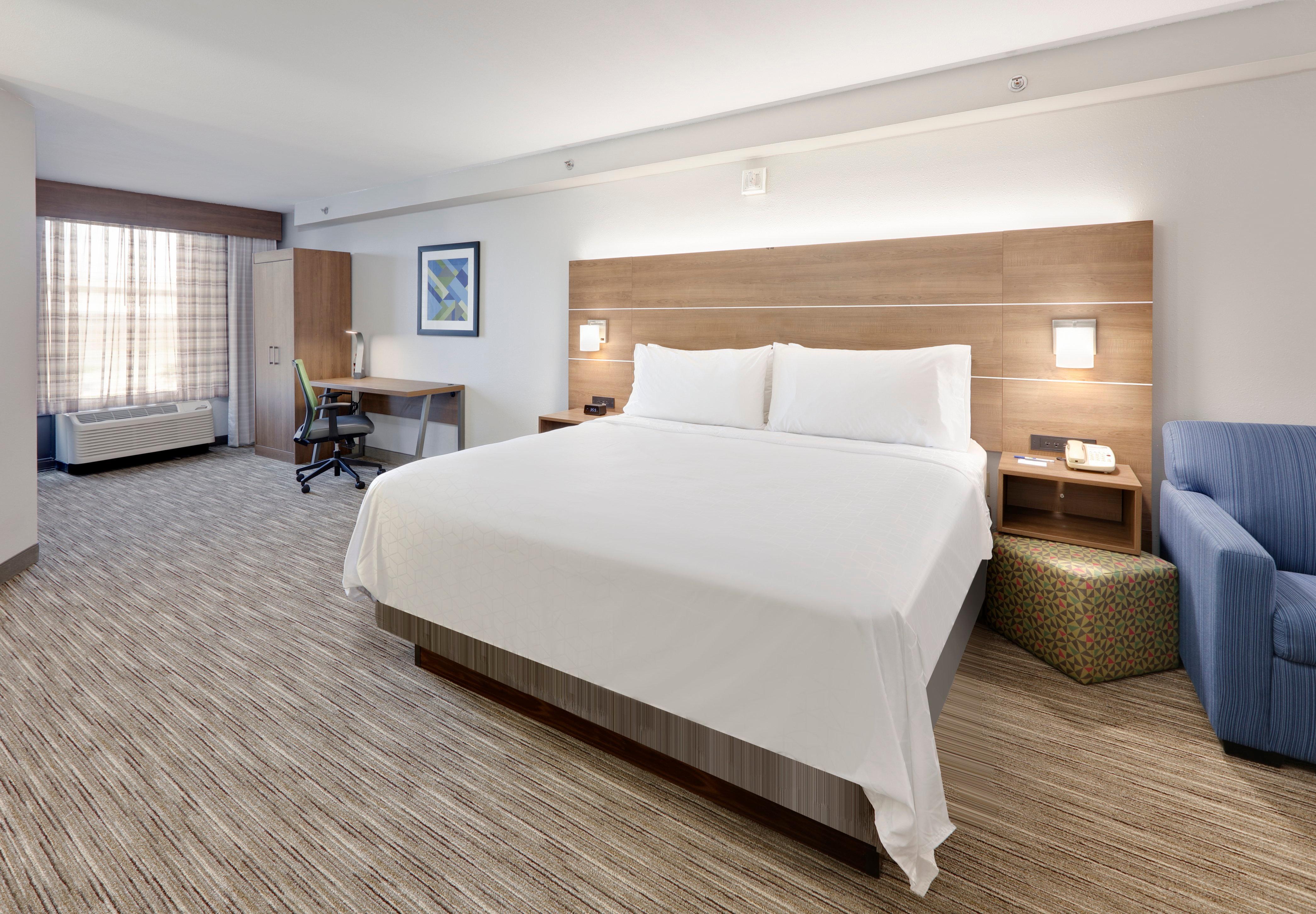 Holiday Inn Express & Suites Irving Conv Ctr - Las Colinas By Ihg Екстериор снимка