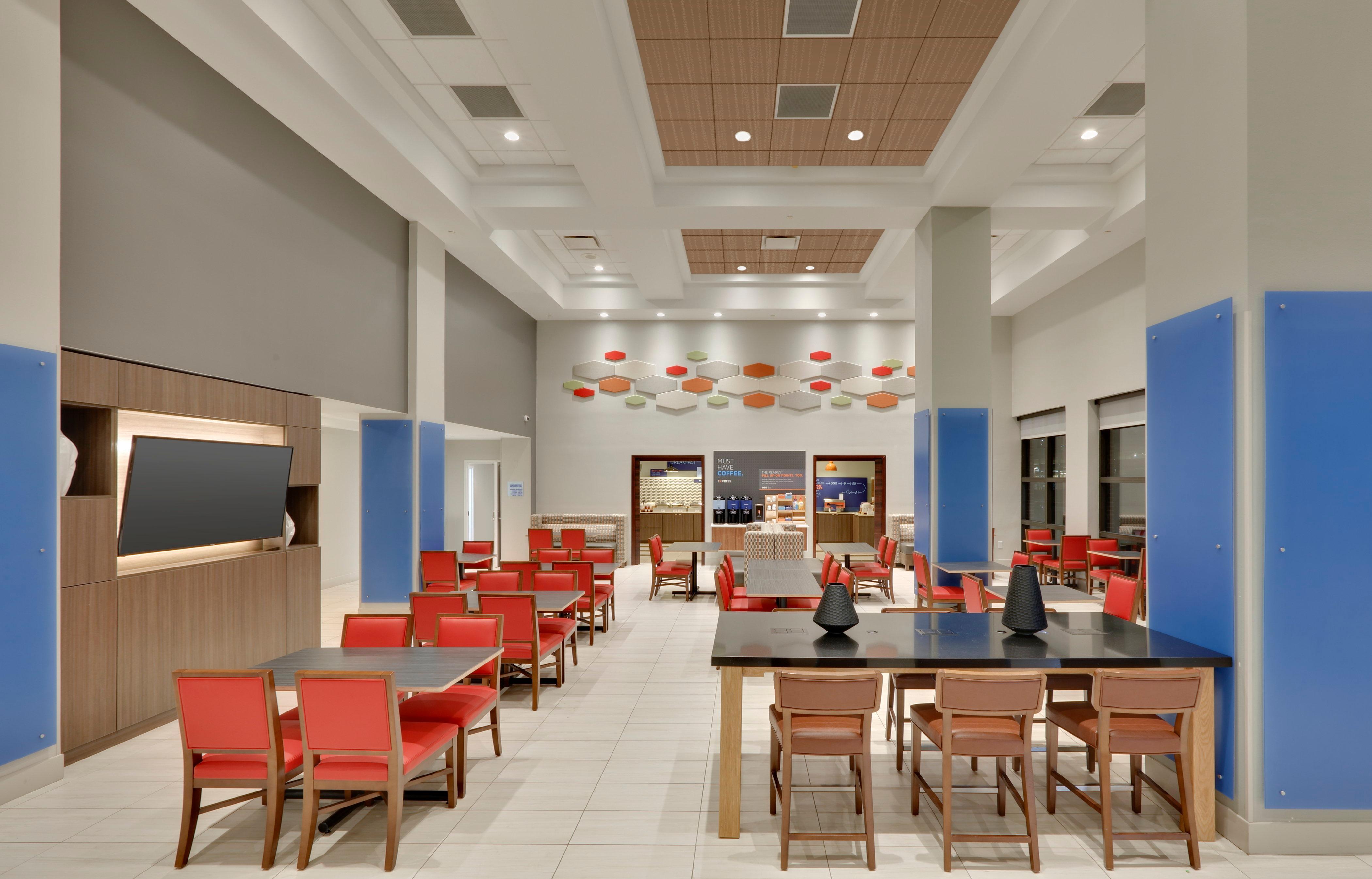 Holiday Inn Express & Suites Irving Conv Ctr - Las Colinas By Ihg Екстериор снимка
