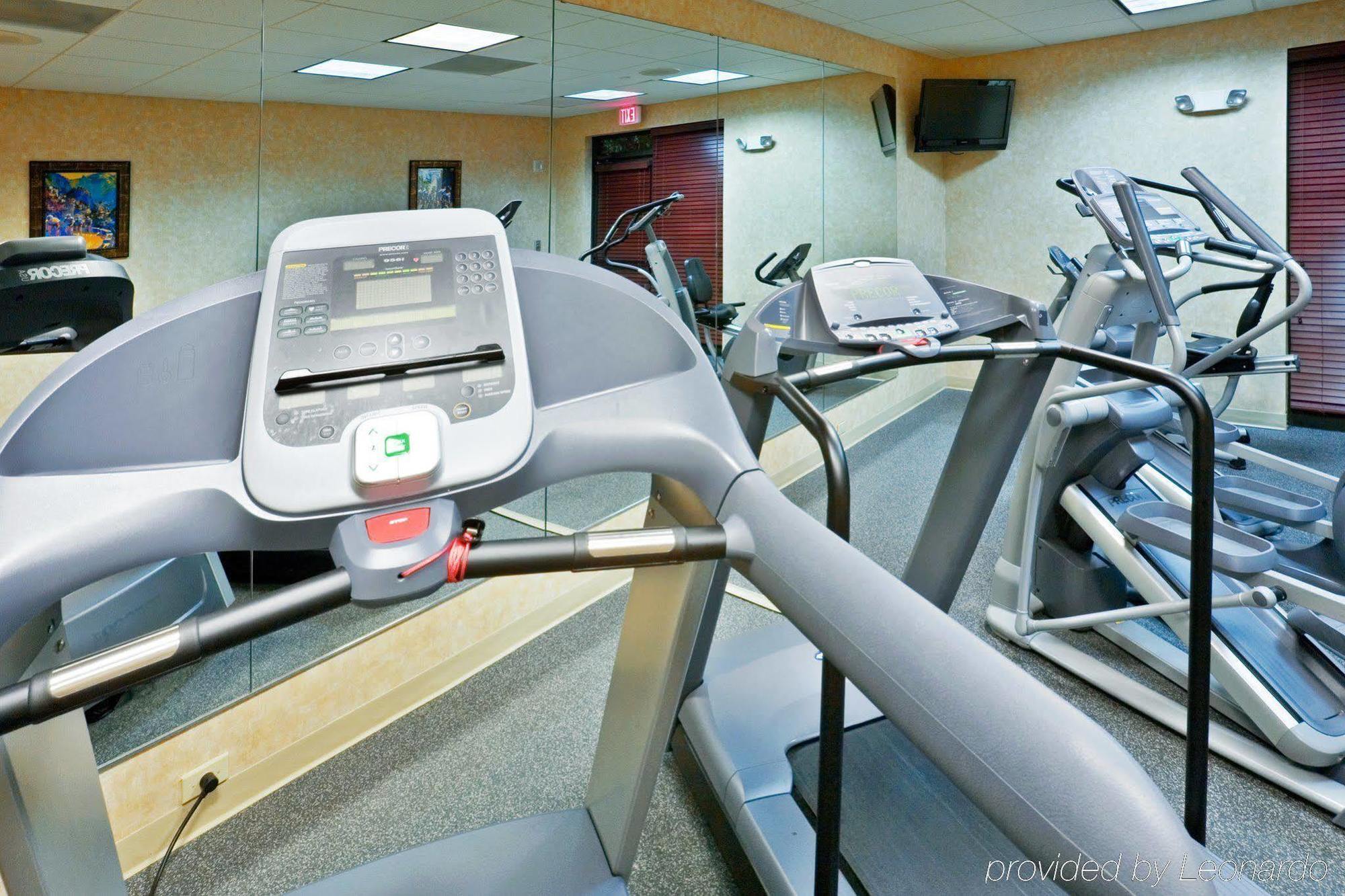 Holiday Inn Express & Suites Irving Conv Ctr - Las Colinas By Ihg Екстериор снимка